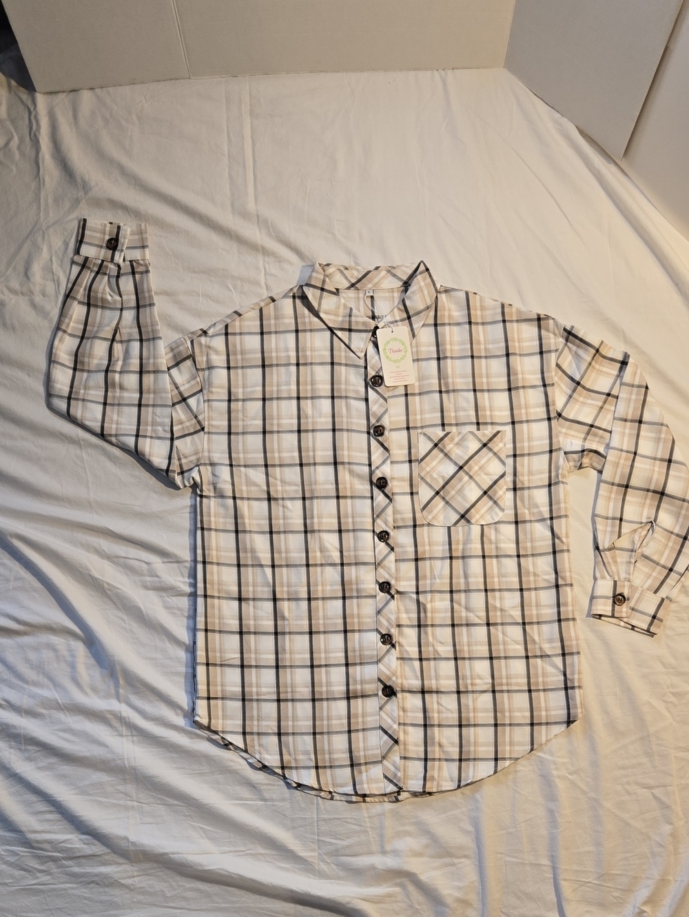 Unisex Cream Plaid Button-Down Shirt w/ Chest Pocket. Soft longer Hang For Women
